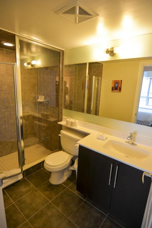 Maplewood Suites - Square One Mississauga Ruang foto