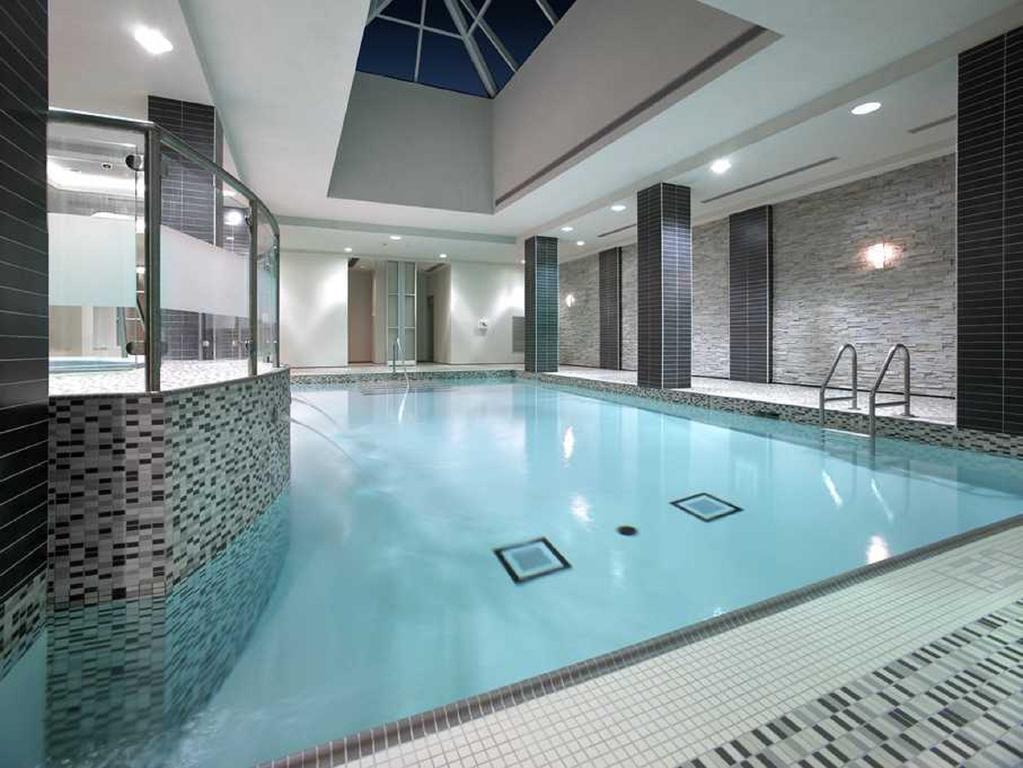 Maplewood Suites - Square One Mississauga Bagian luar foto