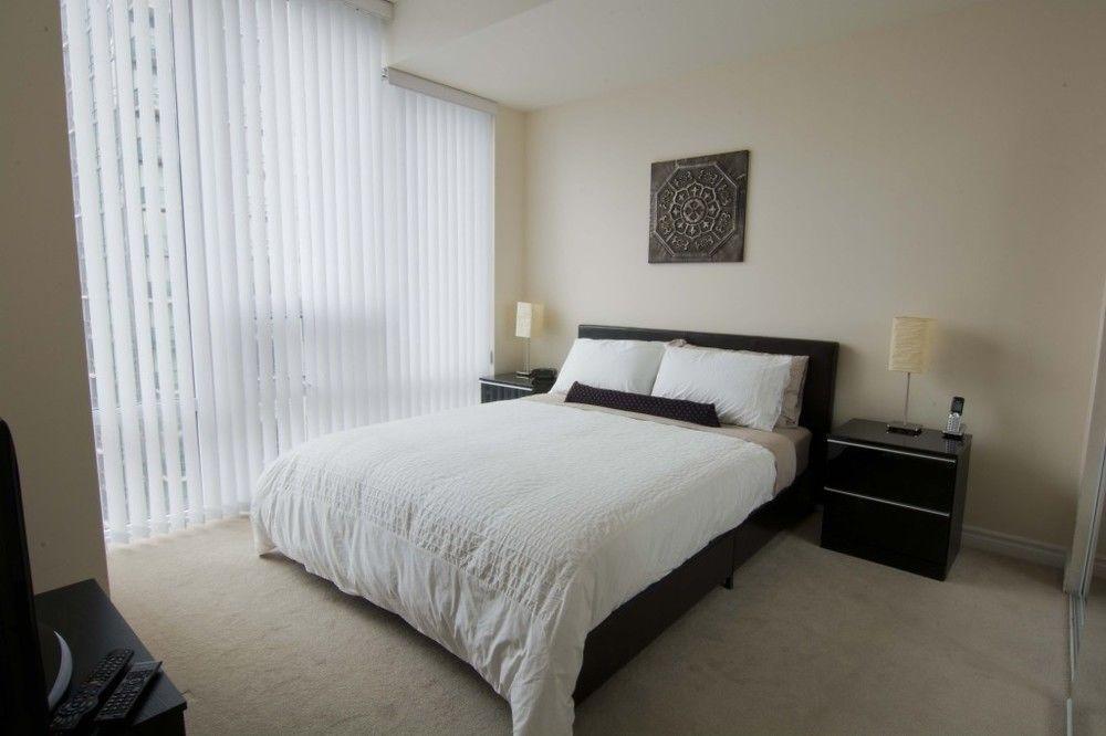 Maplewood Suites - Square One Mississauga Bagian luar foto