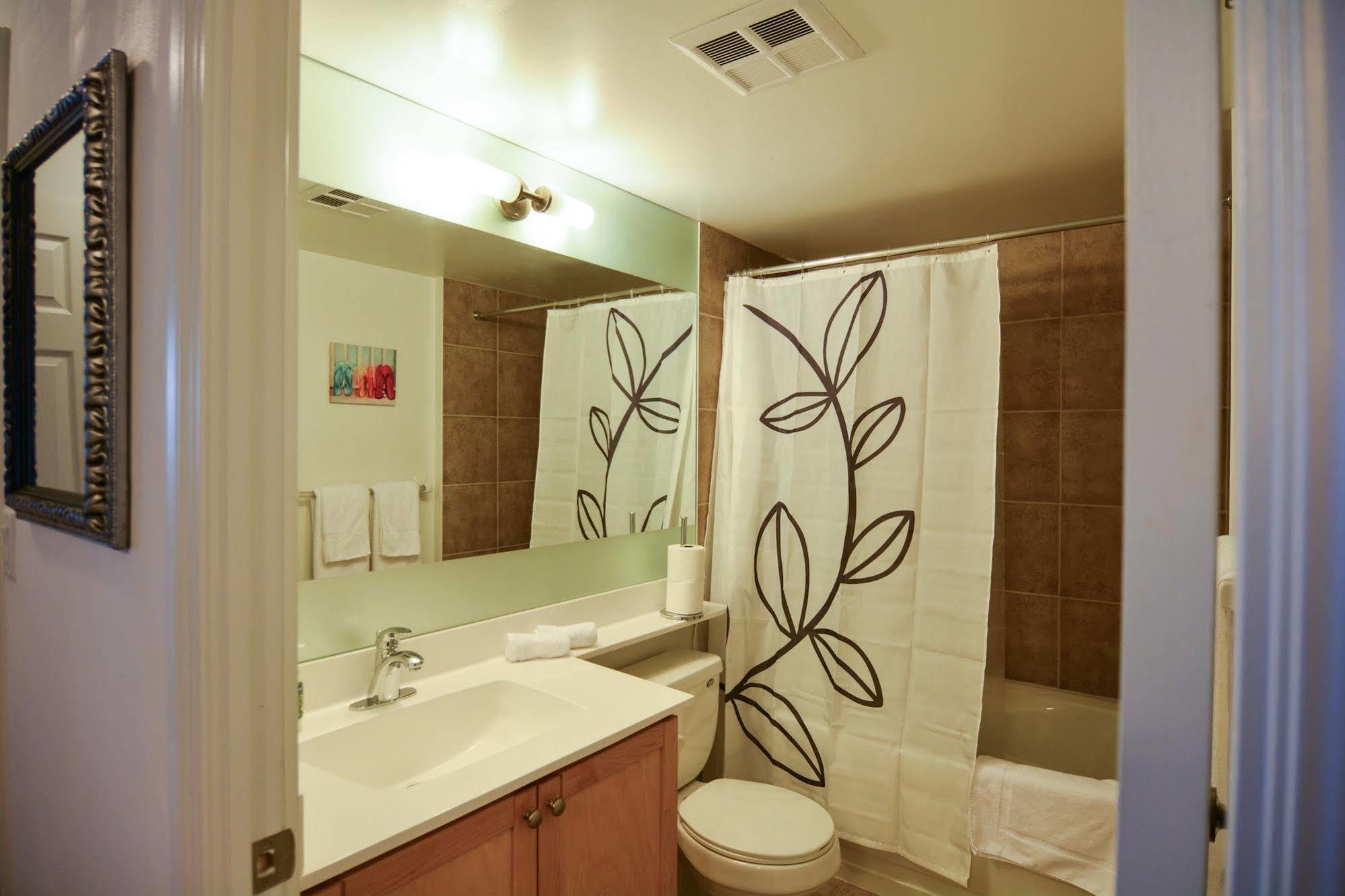 Maplewood Suites - Square One Mississauga Bagian luar foto